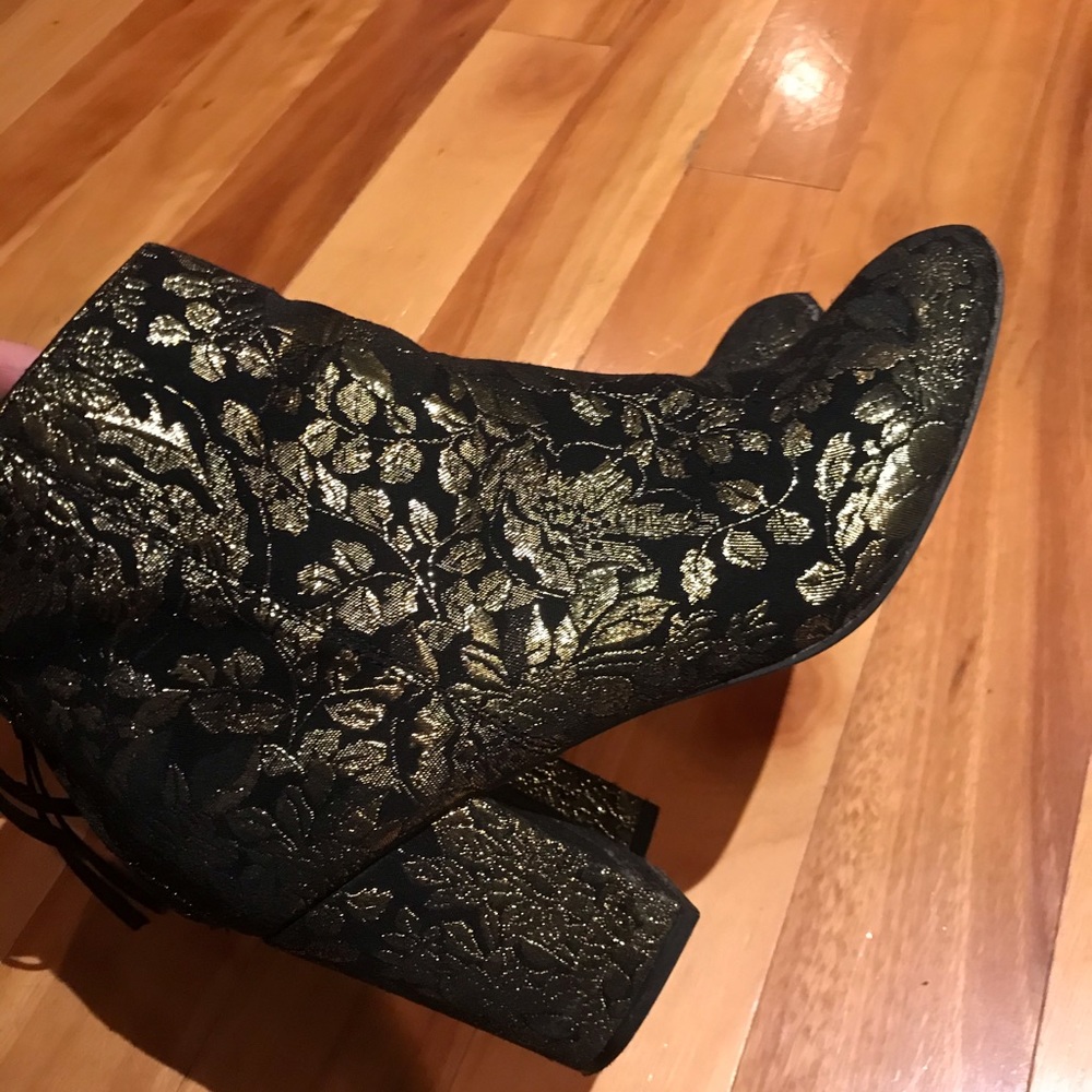 Steve Madden Black and Gold Booties